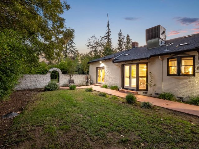 4012 N Wishon Avenue, Fresno, CA 93704