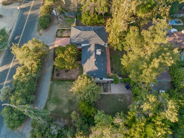 4012 N Wishon Avenue, Fresno, CA 93704