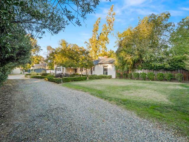 4012 N Wishon Avenue, Fresno, CA 93704