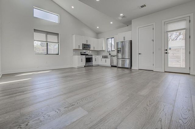 4903 Lyons RD 2, Austin, TX 78702