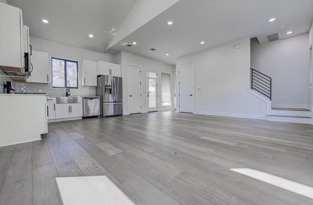 4903 Lyons RD 2, Austin, TX 78702