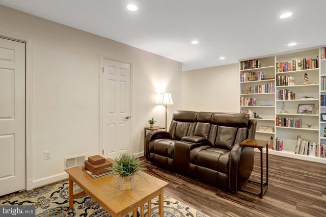 5978 WESCOTT HILLS WAY, Alexandria, VA 22315