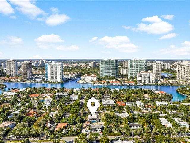 201 Golden Beach Dr, Golden Beach, FL 33160