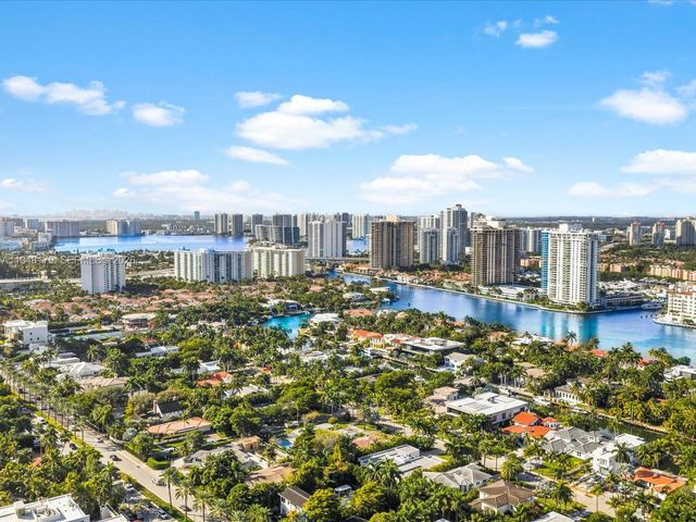 201 Golden Beach Dr, Golden Beach, FL 33160