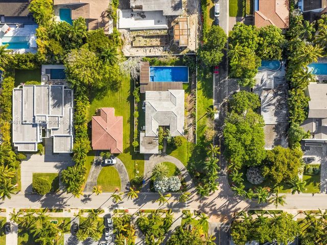 201 Golden Beach Dr, Golden Beach, FL 33160