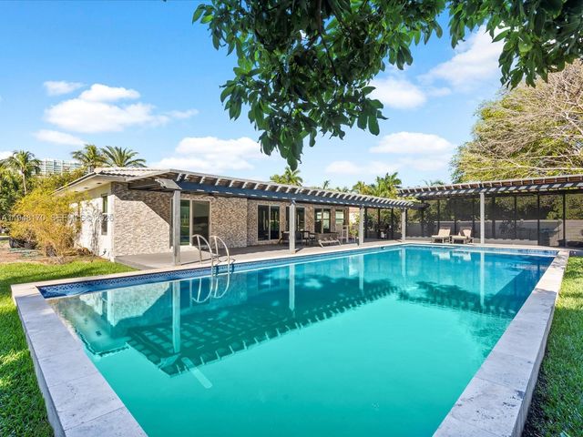 201 Golden Beach Dr, Golden Beach, FL 33160