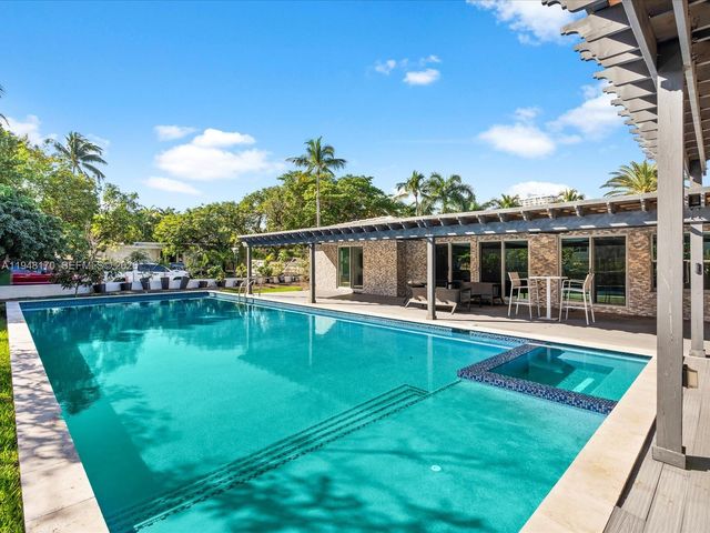 201 Golden Beach Dr, Golden Beach, FL 33160