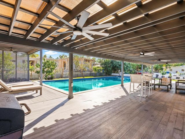 201 Golden Beach Dr, Golden Beach, FL 33160