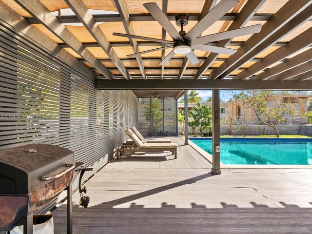 201 Golden Beach Dr, Golden Beach, FL 33160