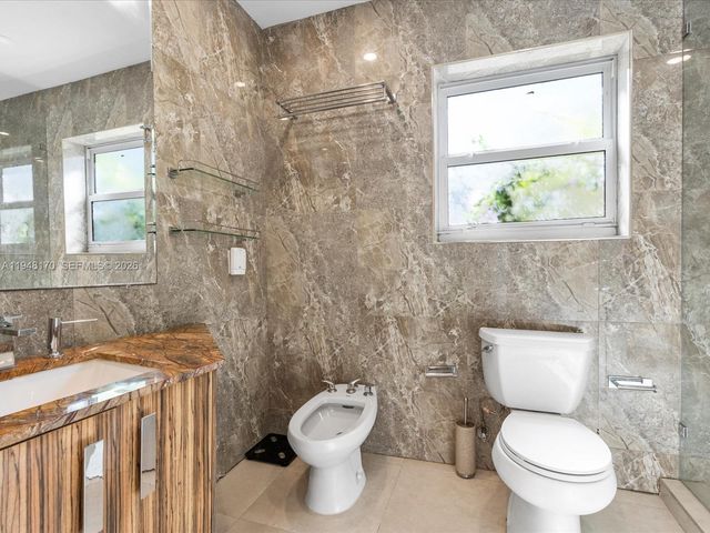 201 Golden Beach Dr, Golden Beach, FL 33160