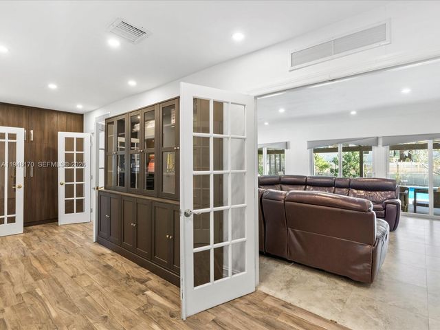 201 Golden Beach Dr, Golden Beach, FL 33160