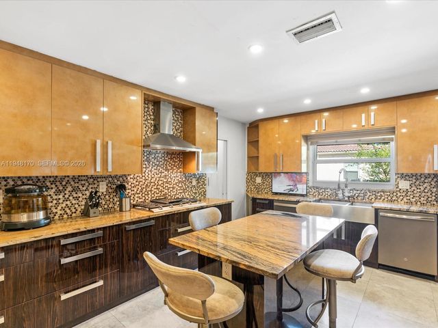 201 Golden Beach Dr, Golden Beach, FL 33160