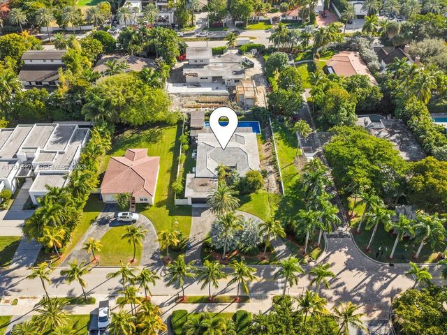 201 Golden Beach Dr, Golden Beach, FL 33160