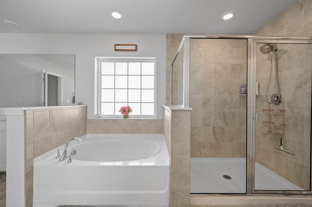 515 Singing Bush Avenue, Summerville, SC 29486