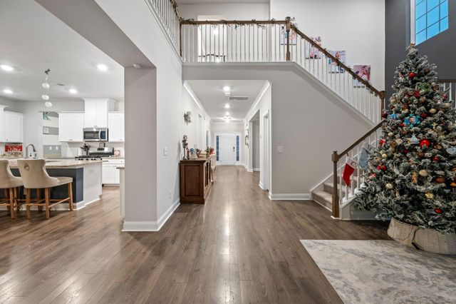 515 Singing Bush Avenue, Summerville, SC 29486