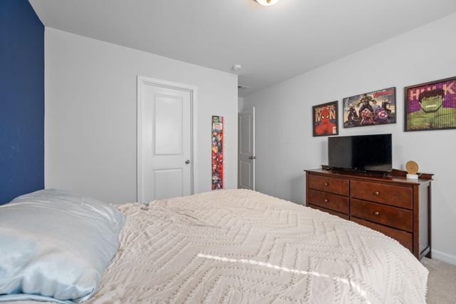 515 Singing Bush Avenue, Summerville, SC 29486