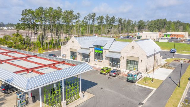 515 Singing Bush Avenue, Summerville, SC 29486