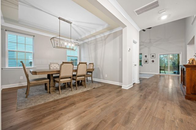 515 Singing Bush Avenue, Summerville, SC 29486