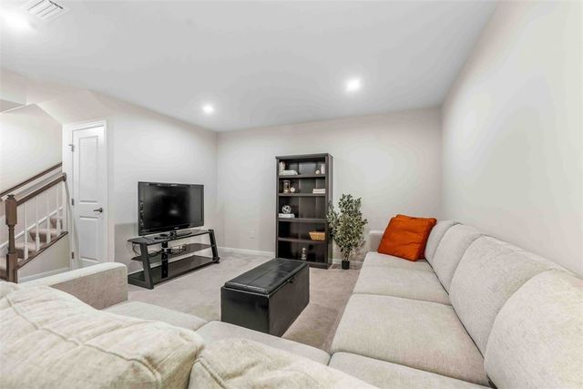 416 Sarjean Way, Jackson Twp, PA 16063