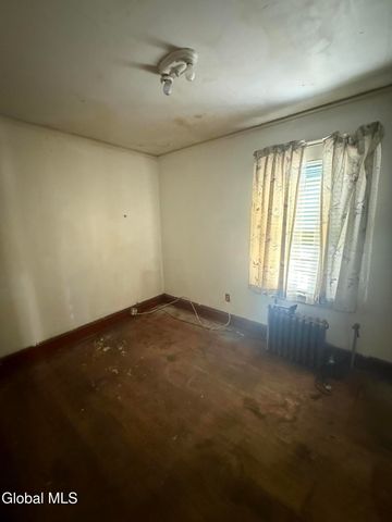 78 3rd Street, Albany, NY 12210