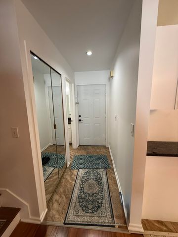 1082 Greenhills Drive, Ann Arbor, MI 48105