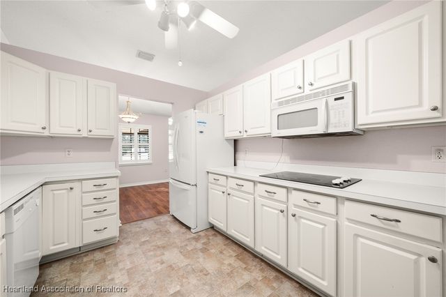 2460 N Orangewood Street, Avon Park, FL 33825