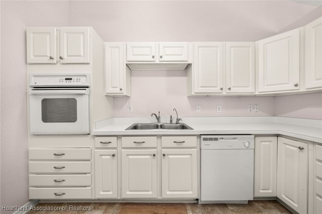 2460 N Orangewood Street, Avon Park, FL 33825