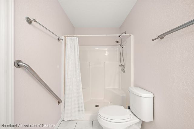 2460 N Orangewood Street, Avon Park, FL 33825