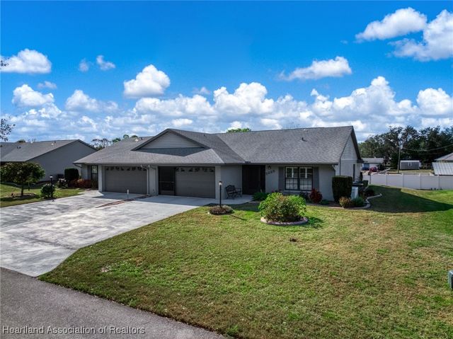 2460 N Orangewood Street, Avon Park, FL 33825