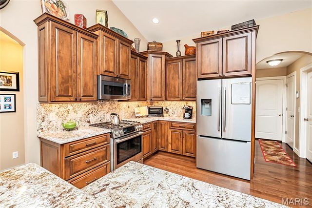 1570 Heritage Valley Drive, High Ridge, MO 63049