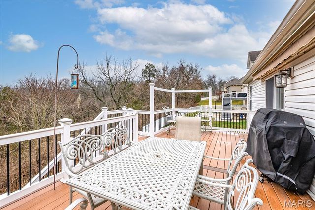 1570 Heritage Valley Drive, High Ridge, MO 63049