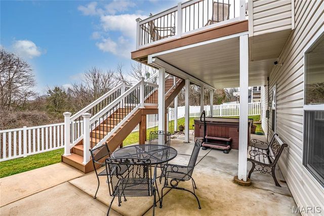 1570 Heritage Valley Drive, High Ridge, MO 63049