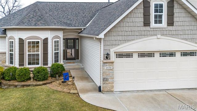 1570 Heritage Valley Drive, High Ridge, MO 63049