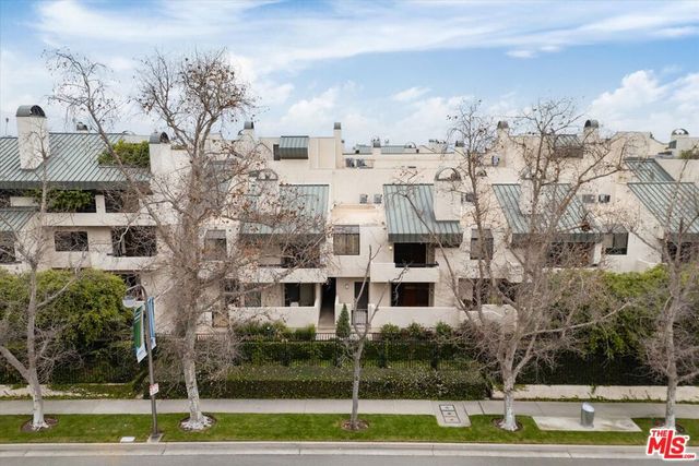 2271 Century, Los Angeles, CA 90067