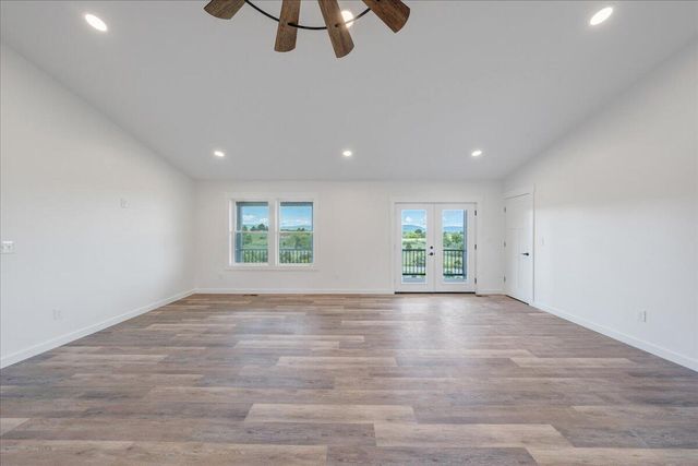 5152 Roanoke RD, Daleville, VA 24083