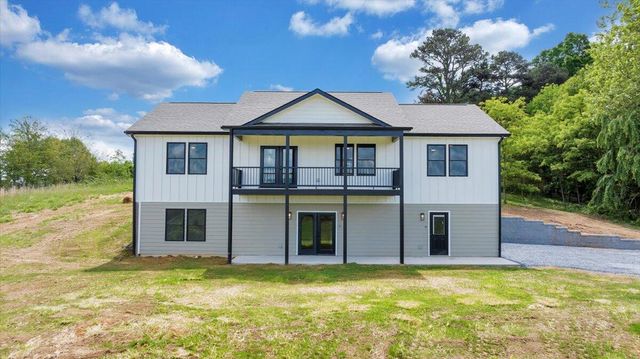5152 Roanoke RD, Daleville, VA 24083