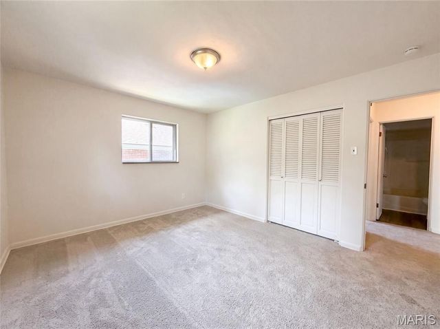 8606 Vasel Avenue, St Louis, MO 63123
