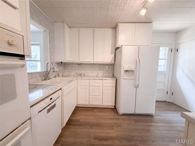 8606 Vasel Avenue, St Louis, MO 63123