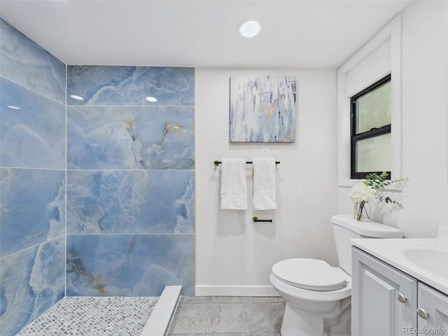 970 Scranton St, Aurora, CO 80011