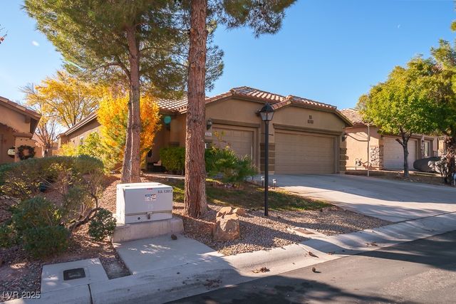 8085 Desert Cloud Avenue, Las Vegas, NV 89131