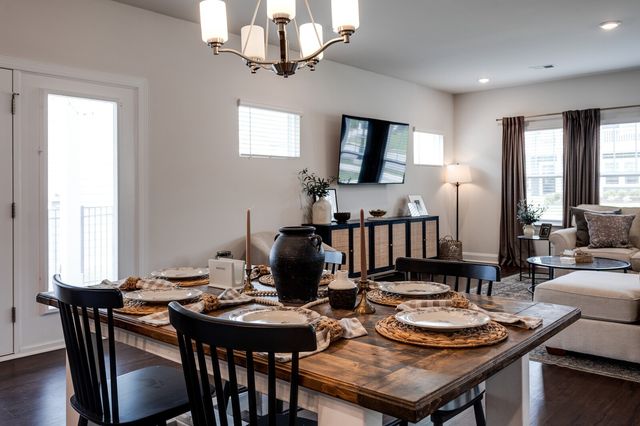2081 Notchleaf Rd, Antioch, TN 37013