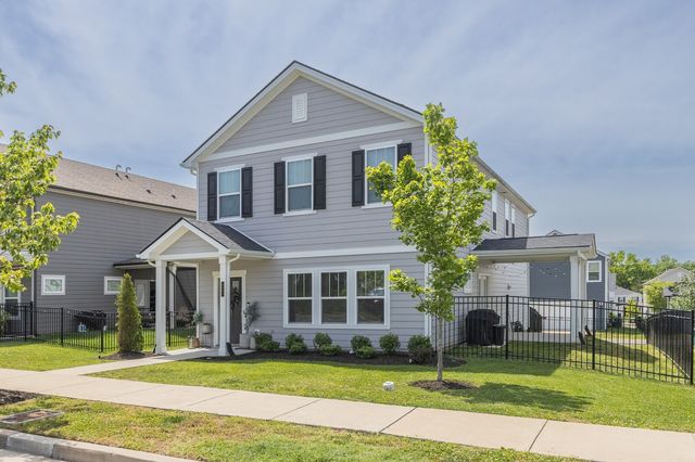 2081 Notchleaf Rd, Antioch, TN 37013
