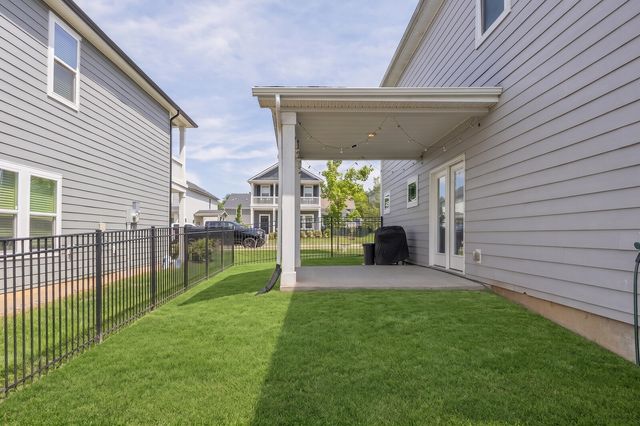 2081 Notchleaf Rd, Antioch, TN 37013