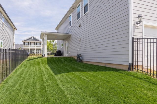 2081 Notchleaf Rd, Antioch, TN 37013