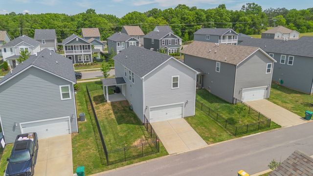 2081 Notchleaf Rd, Antioch, TN 37013