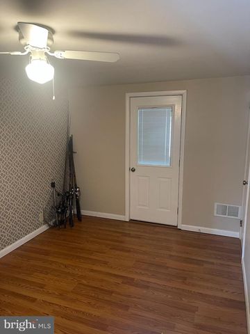 108 POPLAR RD, Fleetwood, PA 19522