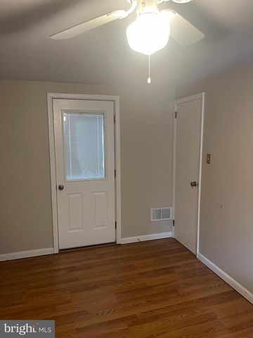 108 POPLAR RD, Fleetwood, PA 19522