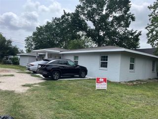 10434 S Burman Street, Houston, TX 77029
