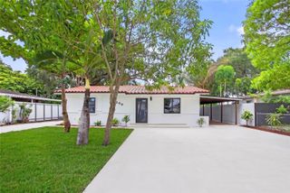 9290 NW 32nd Ct Rd, Miami, FL 33147