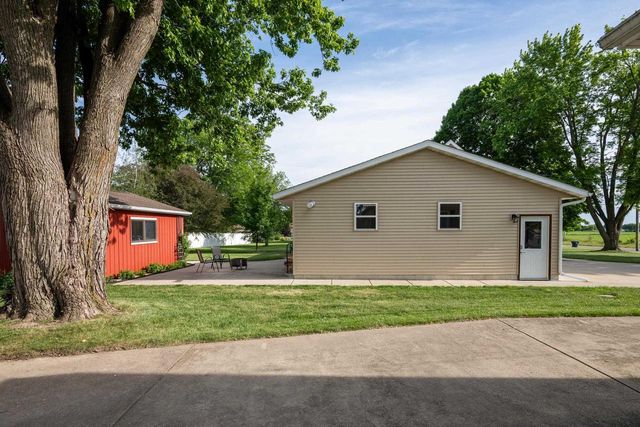6096 Highway 73, Marshall, WI 53559